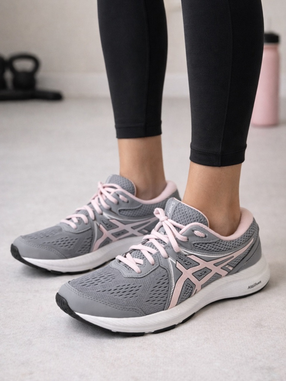 ASICS Women’s Running Walking Shoes Size 6.5 Wide Gray Pink Athletic Sneakers